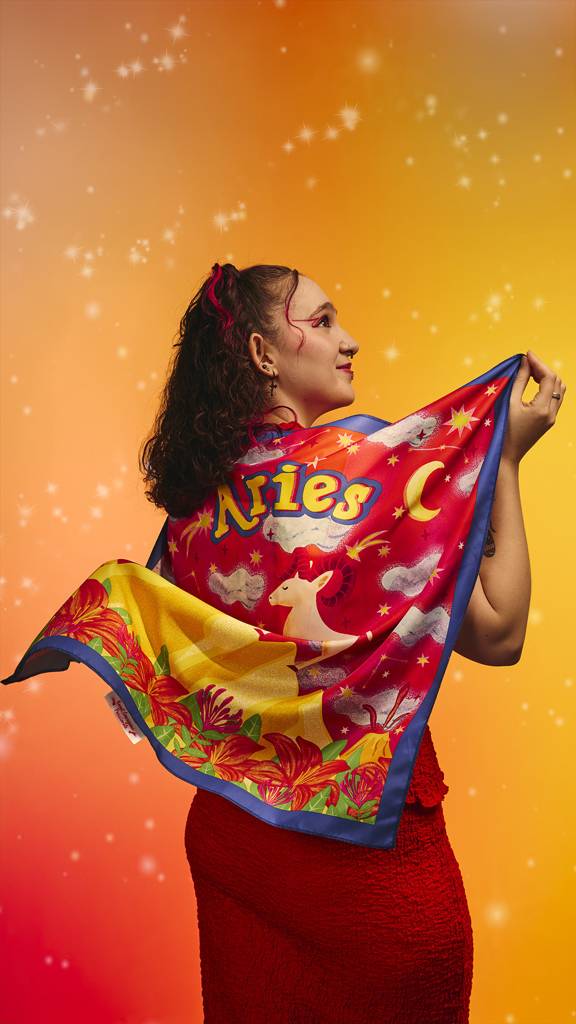 Aries Knot Wrap - 70cm x 70cm